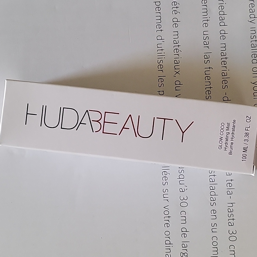 Brand New Huda Beauty Glow Coco Hydrating Mist